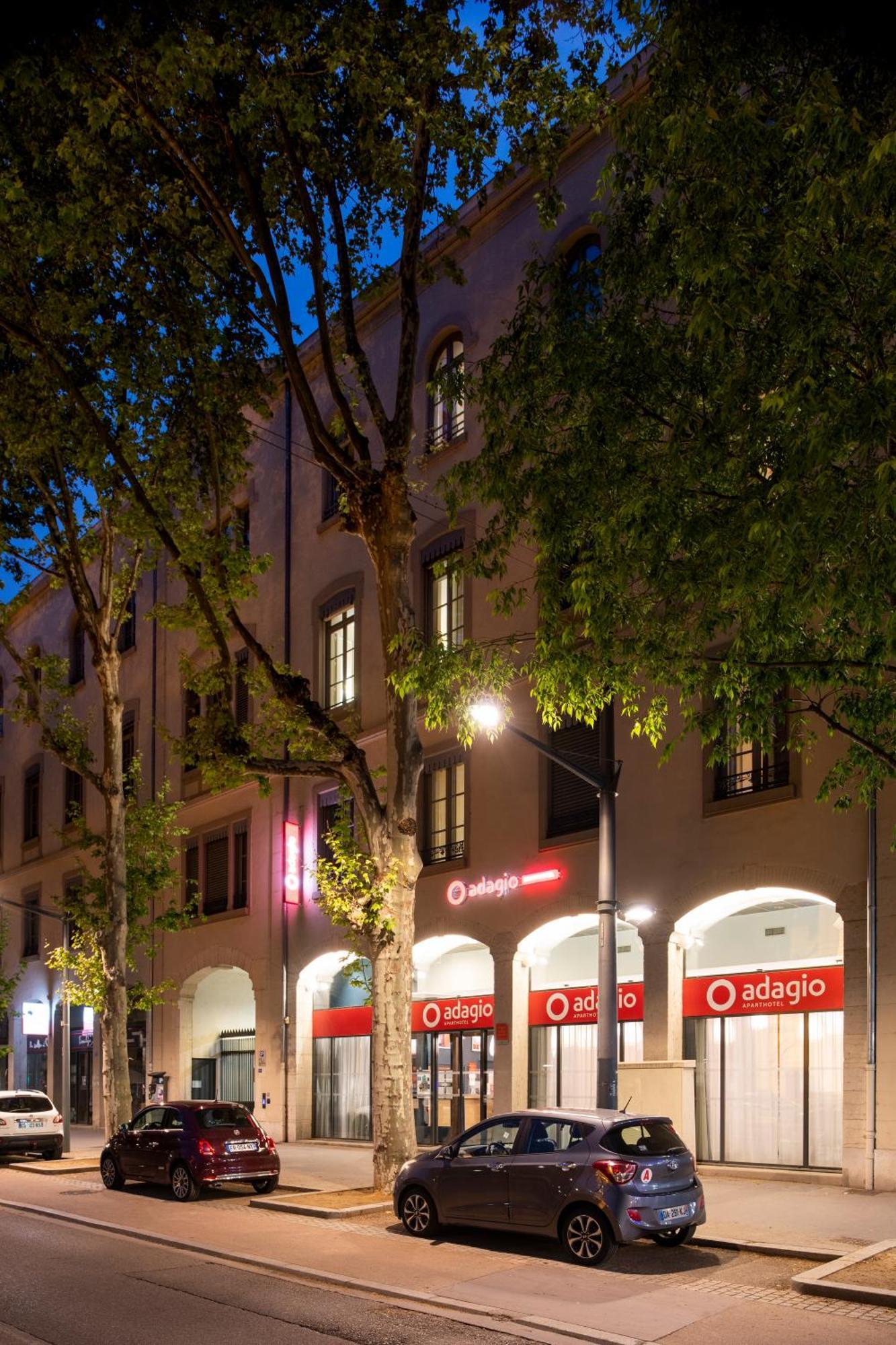 Aparthotel Adagio Lyon Patio Confluence Luaran gambar
